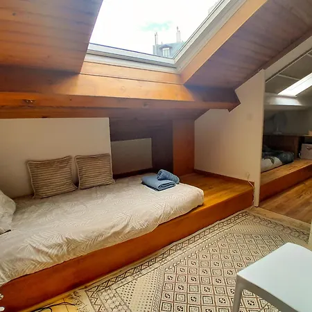 Apartment Duplex De Charme Avec Bureau - Face Gare Rer A