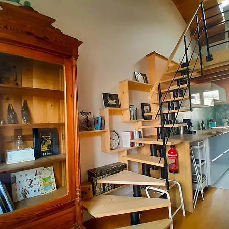 Duplex De Charme Avec Bureau - Face Gare Rer A Apartment Maisons-Laffitte