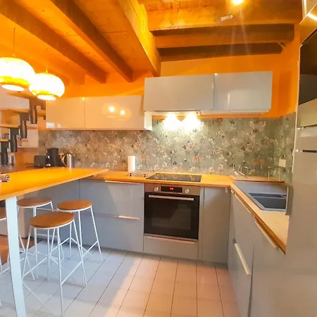 Duplex De Charme Avec Bureau - Face Gare Rer A Lägenhet